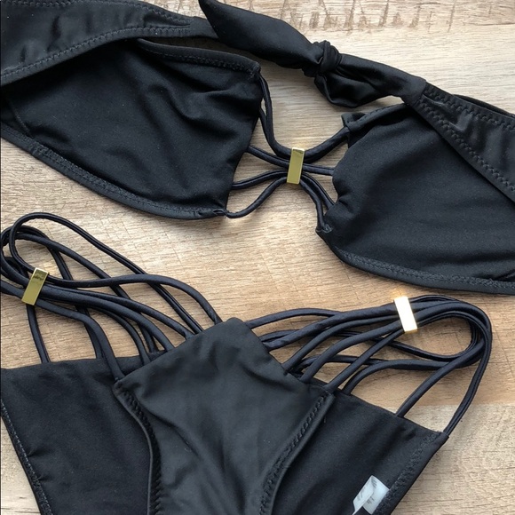 Black String Bikini - Picture 5 of 5